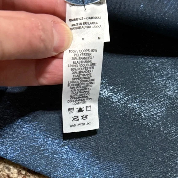 Nike One Convertible Light Support Longline Sports Bra Navy Womens M NWT - Picture 3 of 8